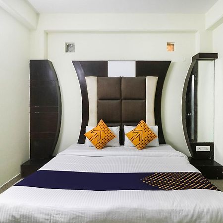Spot On Hotel Grace Near Star Mall Gurgaon Bagian luar foto