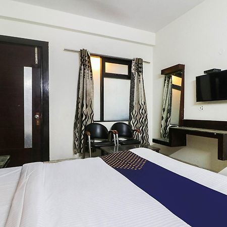 Spot On Hotel Grace Near Star Mall Gurgaon Bagian luar foto
