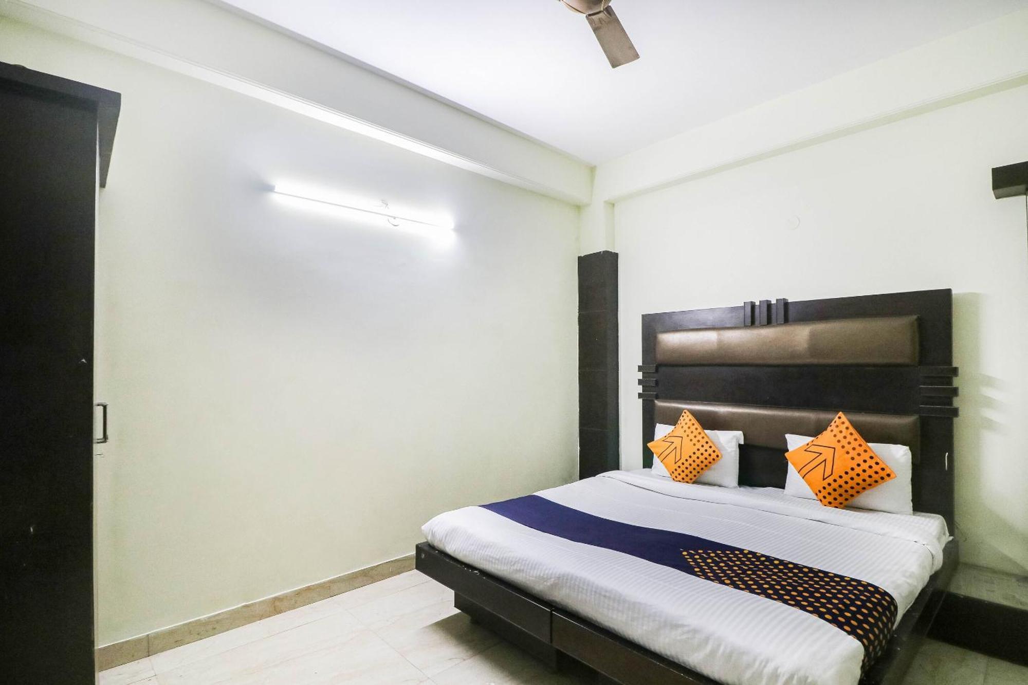 Spot On Hotel Grace Near Star Mall Gurgaon Bagian luar foto