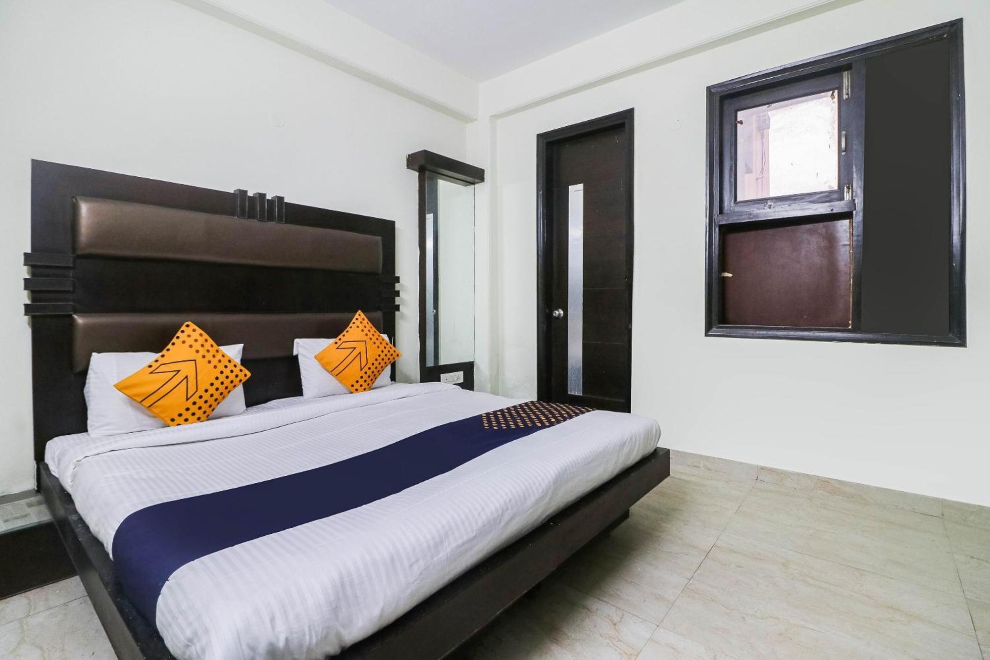 Spot On Hotel Grace Near Star Mall Gurgaon Bagian luar foto